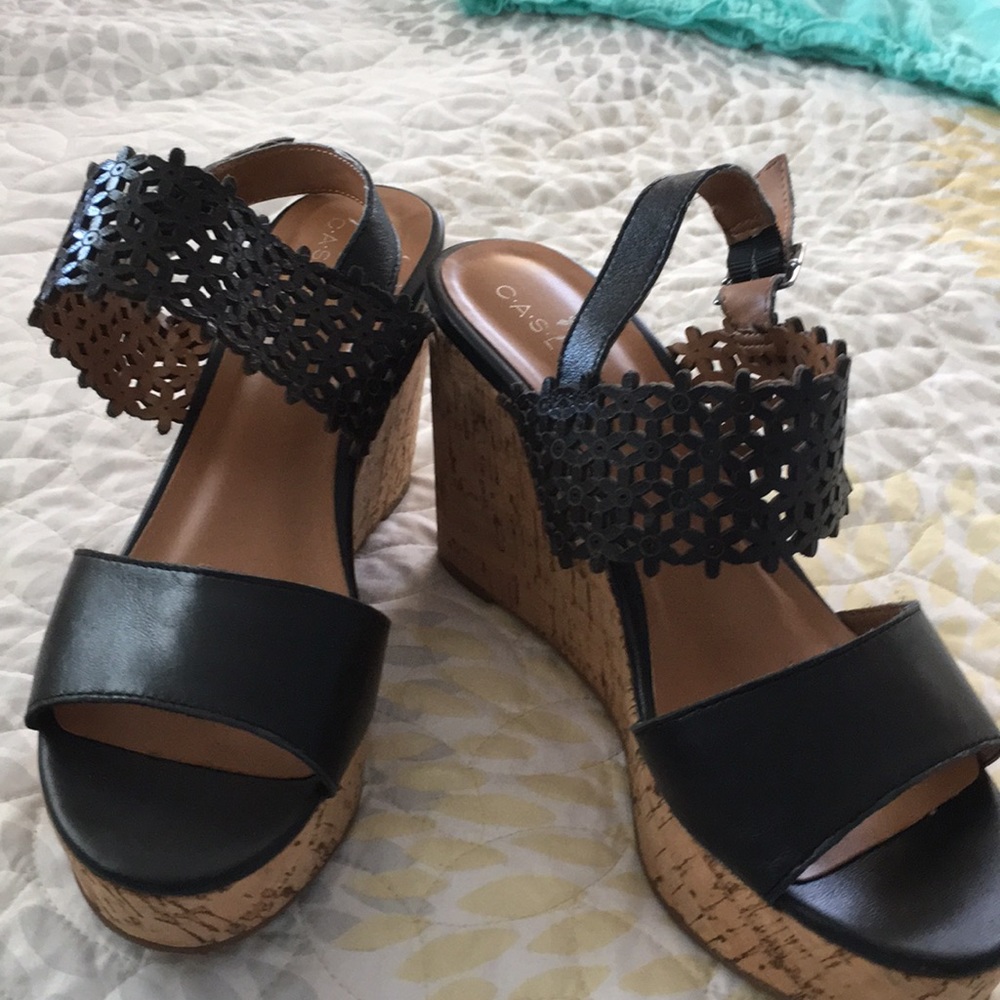 Caslon leather sandals